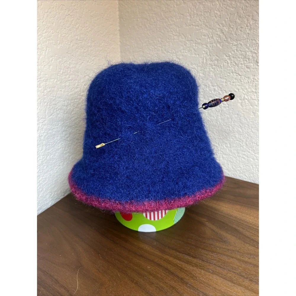 VTG Blue Tweed Wool Cloche Hat Winter Felted Wool Hat Pink Trim With Hat Pin OS